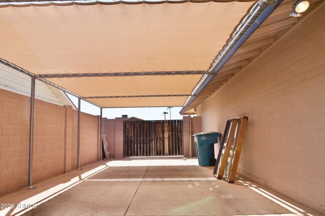 Building Photo - 16801 N 45th Pl