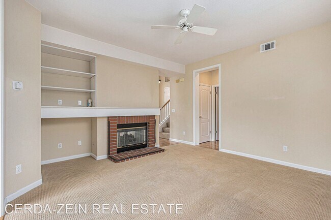 Building Photo - 3 br, 2.5 bath House - 7 Ratto Road