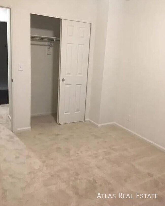 Building Photo - 18252 E 52nd Ave