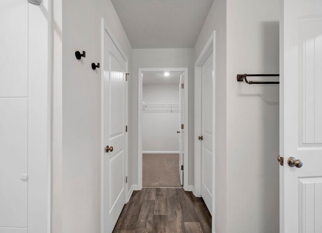 Building Photo - 1035 Limpkin St