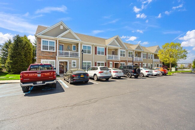 Building Photo - 39 Southampton Dr