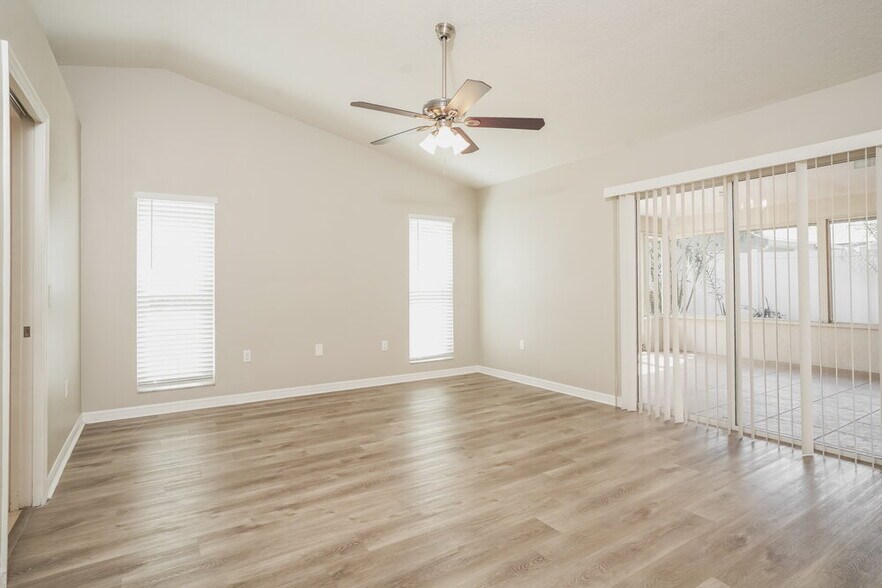 Building Photo - 7530 Gunstock Dr