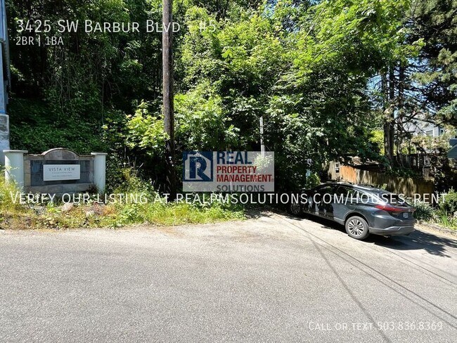 Building Photo - 3425 SW Barbur Blvd