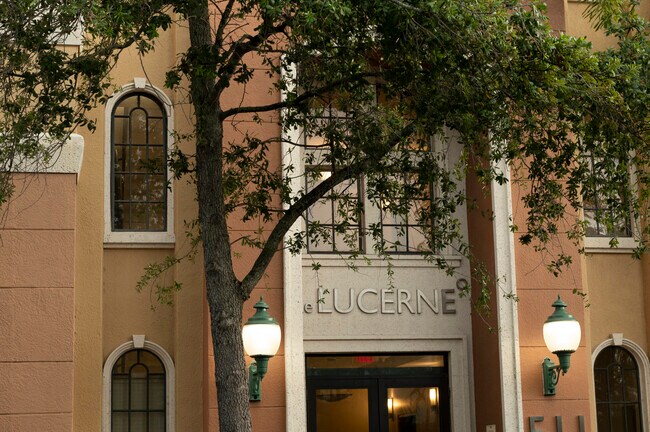 Building Photo - 511 Lucerne Ave