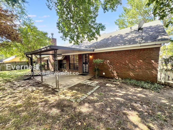 Building Photo - 7778 Stacey Dr