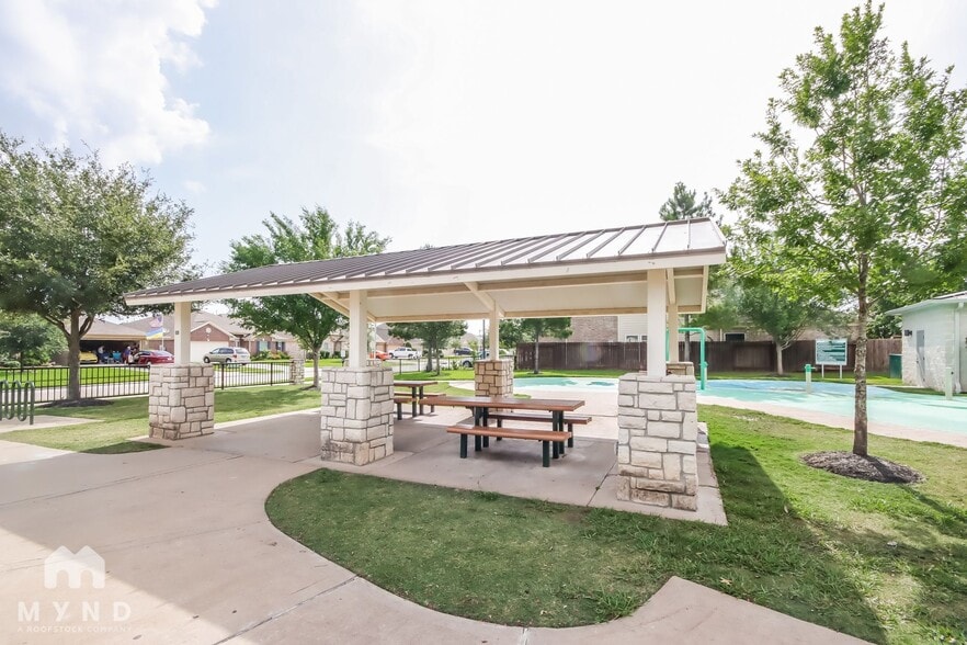 Building Photo - 9876 Lace Flower Way