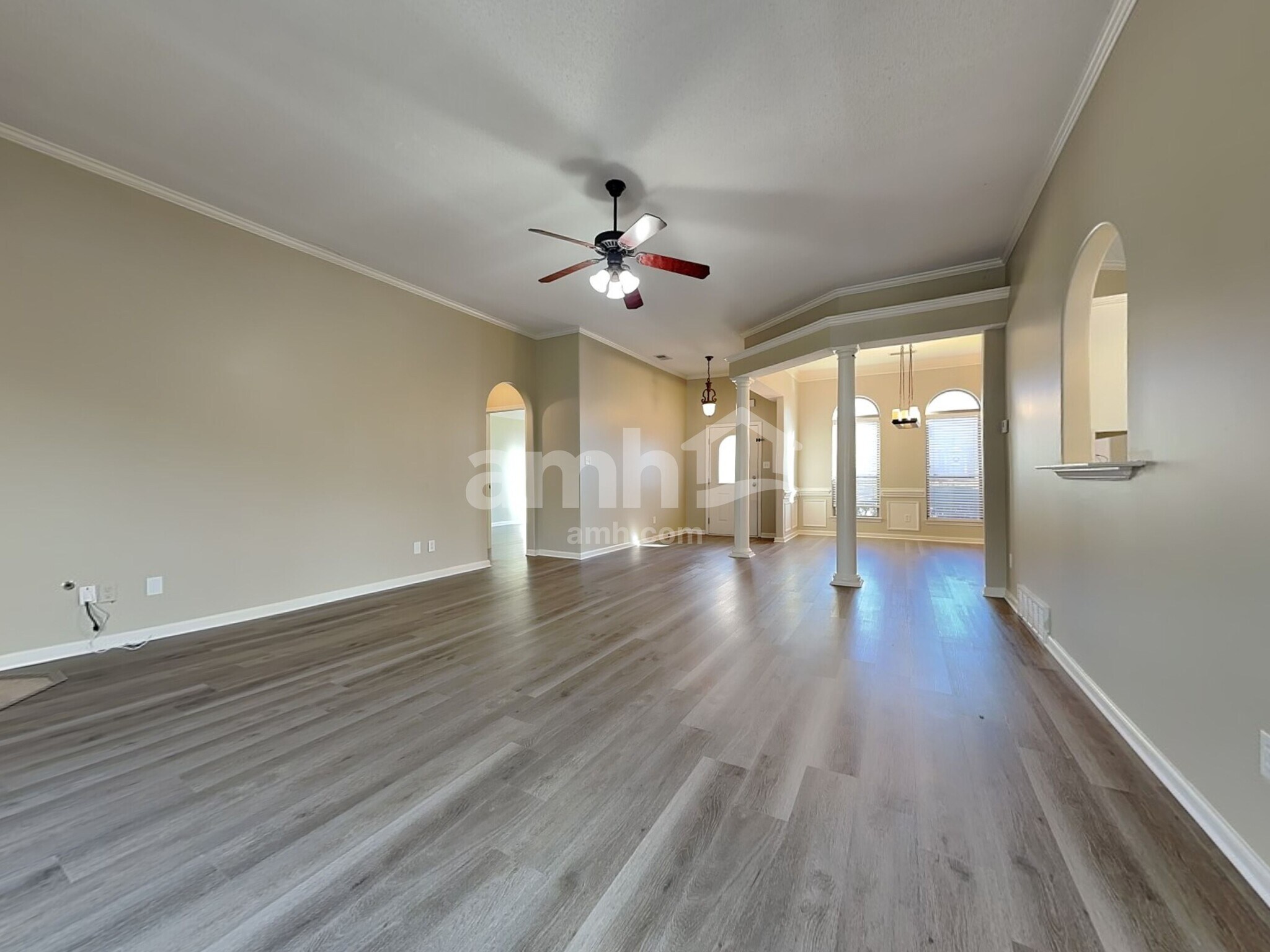 Building Photo - 1449 Albon Dr