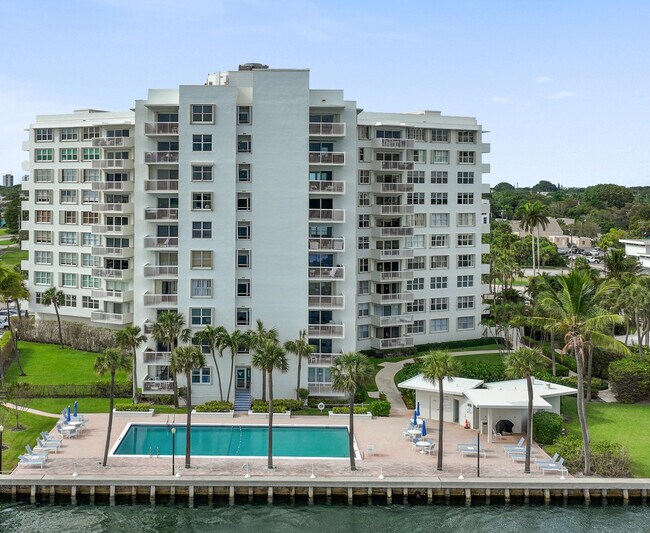 Primary Photo - 2600 N Flagler Dr