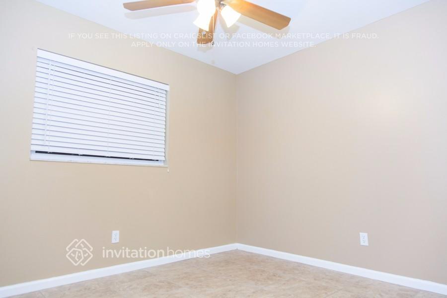 Building Photo - 2018 W Jorome Dr