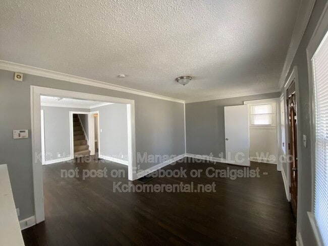Building Photo - 4144 College Ave