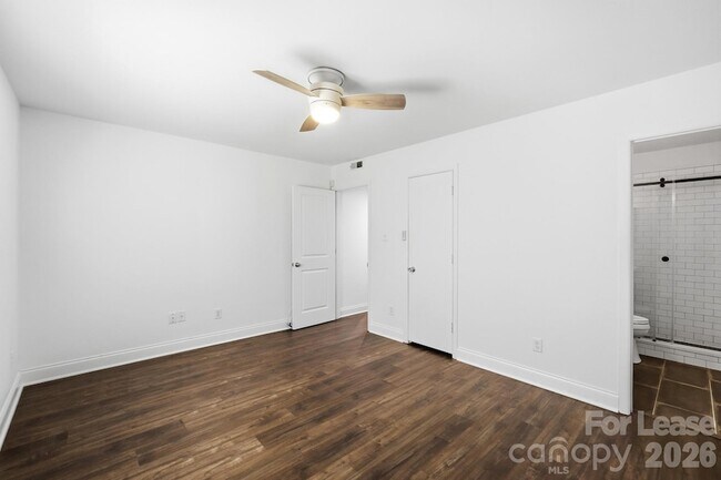 Building Photo - 2900 Heathstead Place