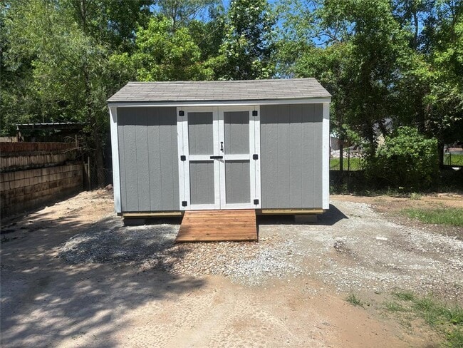 Building Photo - 214 County Rd 3313
