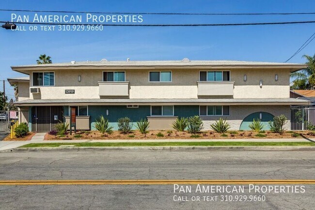 Building Photo - 13919 Coteau Dr