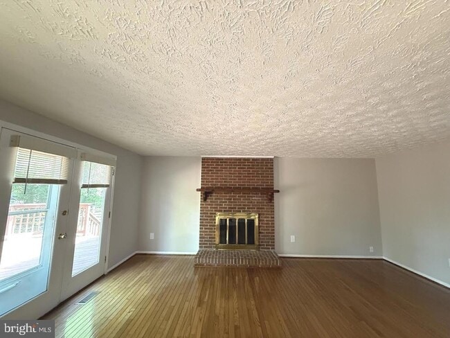Building Photo - 14931 Windmill Terrace