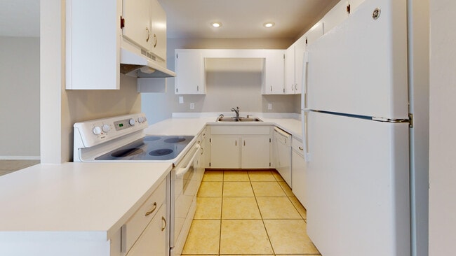 Kitchen - Villas of Stone Ridge