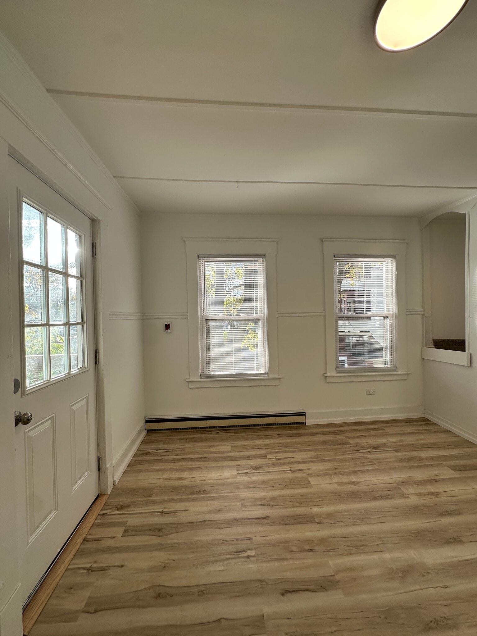 Building Photo - 12 Margerie St