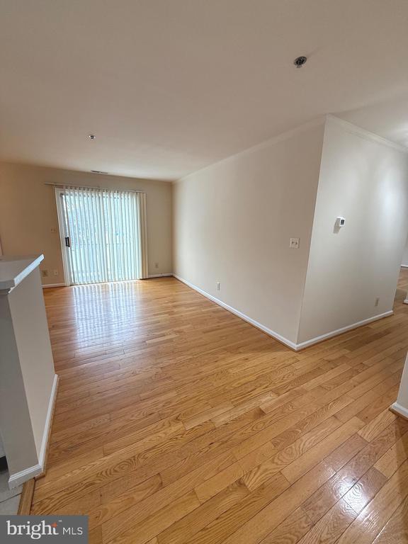 Building Photo - 33 Fern Oak Cir