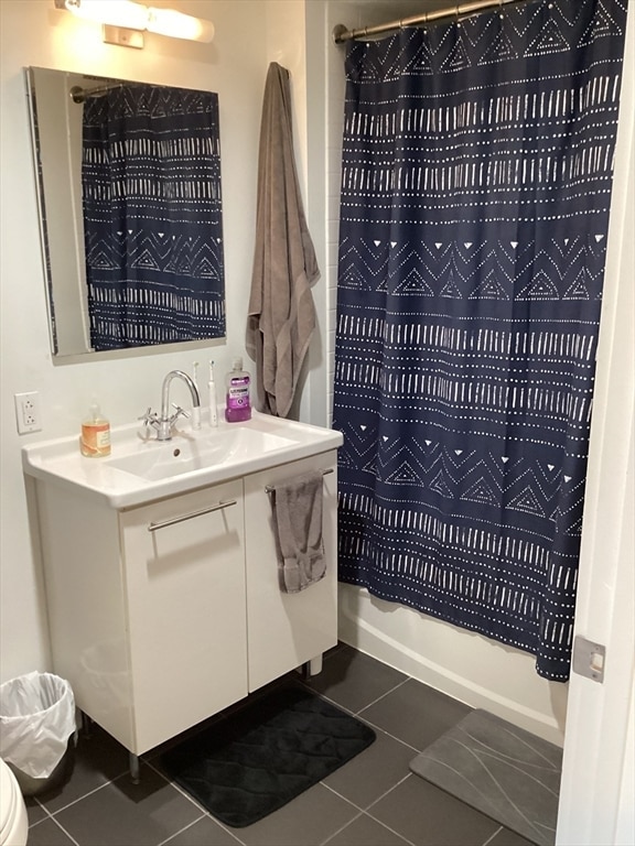 Building Photo - 2 Earhart St