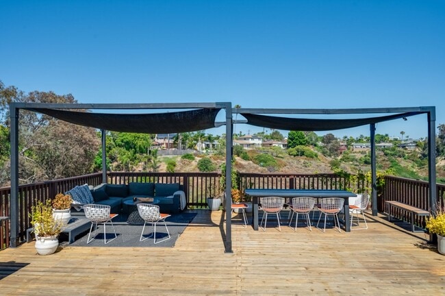 Building Photo - RARE! Lovely and Spacious Clairemont 4BD/2BA Home on Tecolote Canyon! - $5,995/mo!