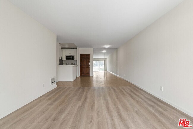 Building Photo - 18307 Burbank Blvd