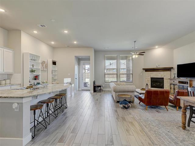 Building Photo - 1213 Thrasher Dr