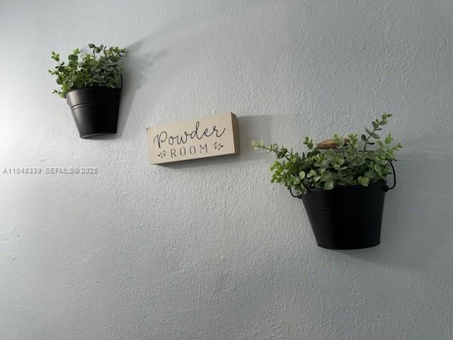 Building Photo - 2452 Taylor St