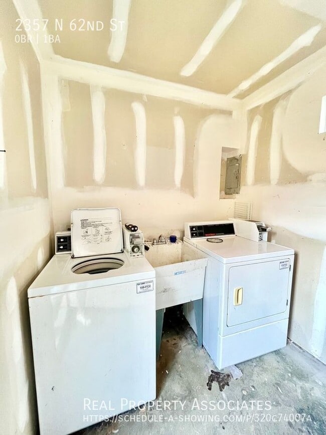 Building Photo - 2357 N 62nd St