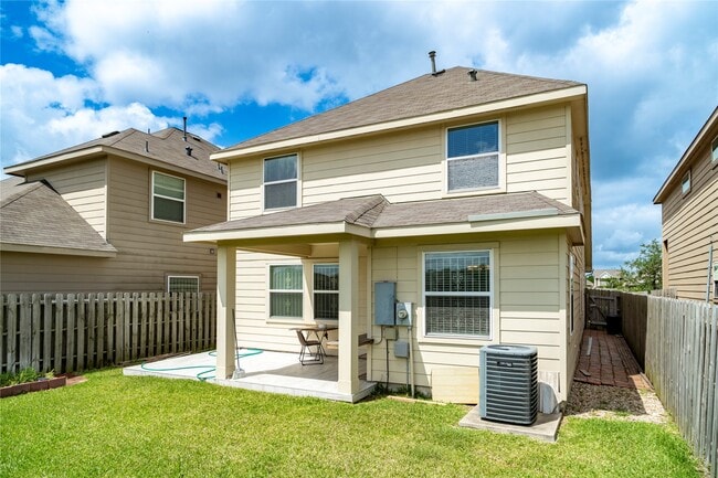 Building Photo - 7115 Ironwood Forest Dr