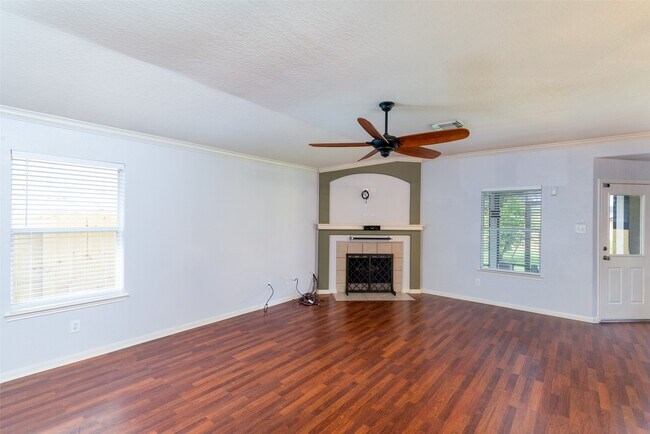 Building Photo - 25315 Sierra Woods Ln