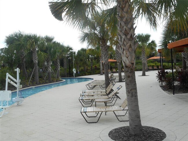 Building Photo - 5231 Wildwood Wy