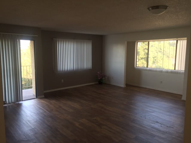 Building Photo - 1627 N Fair Oaks Ave