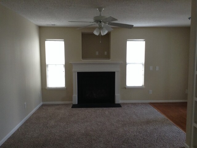 Building Photo - 3646 Sunset Hollow Dr