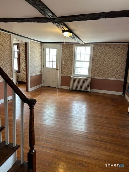 Building Photo - 684 Field St