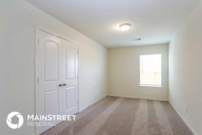 Building Photo - 9506 Olive Stone Dr