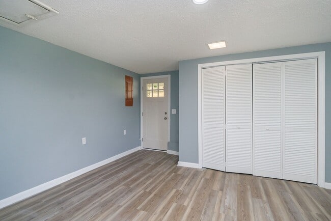 Building Photo - Updated Nashville Ranch for Rent!