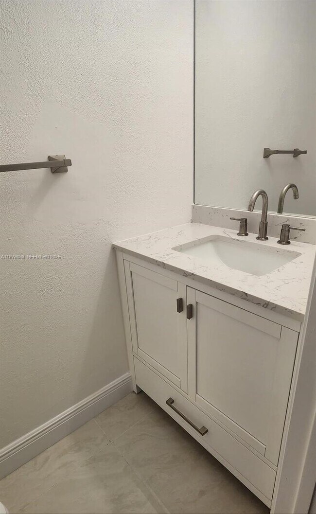 Building Photo - 10789 NW 9th Ct