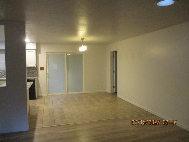Building Photo - 2563 Lockwood Dr