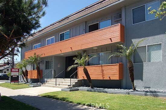 Building Photo - 11825 National Blvd