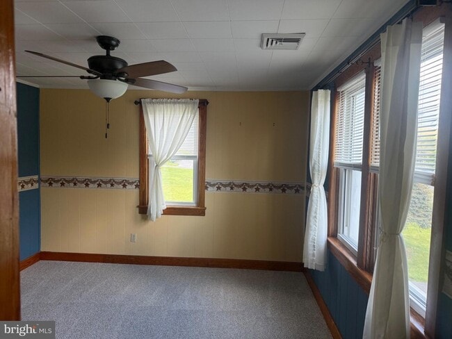 Building Photo - 10899 Fish and Game Rd