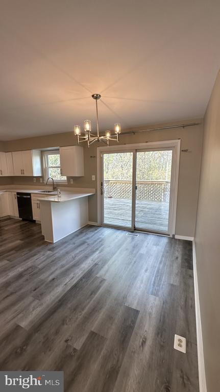 Building Photo - 14646 London Ln