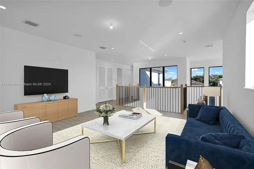 Building Photo - 1580 Shoreline Way
