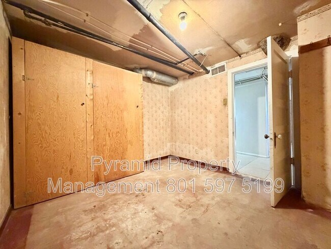 Building Photo - 4405 S 2700 E