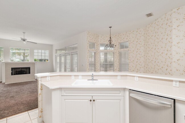 Building Photo - 7013 NW 50th Terrace