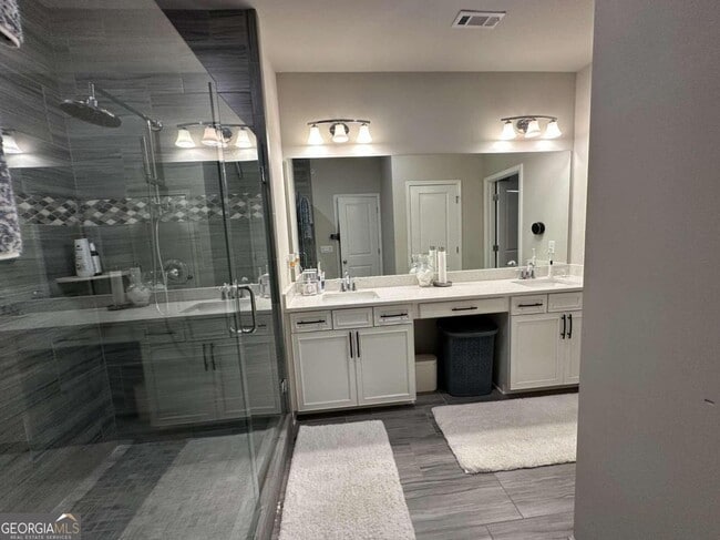 Building Photo - 1508 Slopeside Loop SE