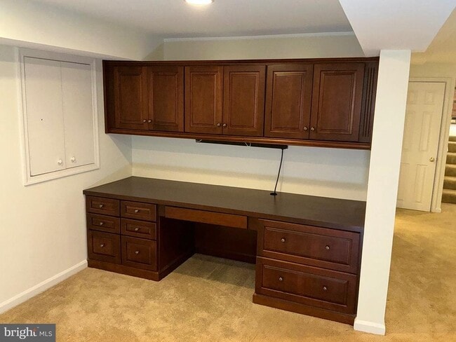Building Photo - 4701 Red Fox Dr