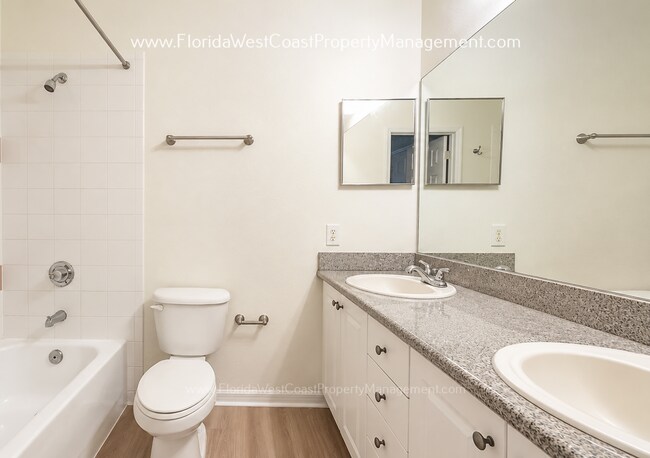 Building Photo - 7744 Plantation Cir