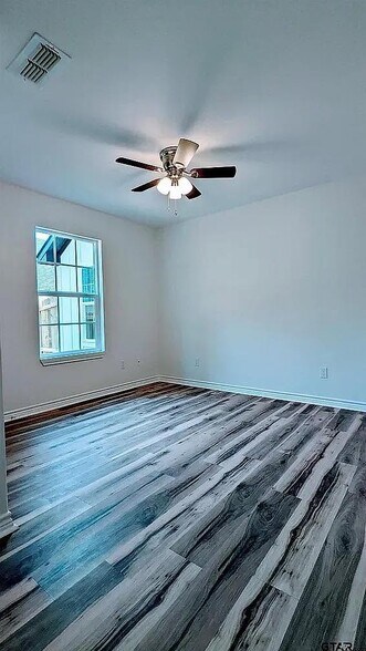 Building Photo - 2704 Calloway Rd
