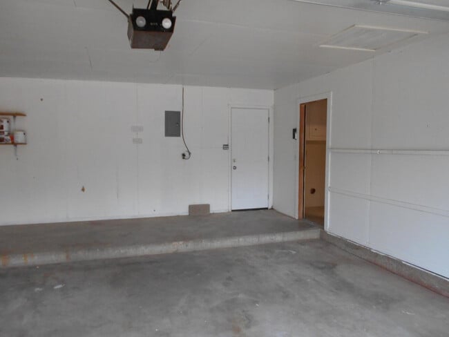 Building Photo - 5401 14th St