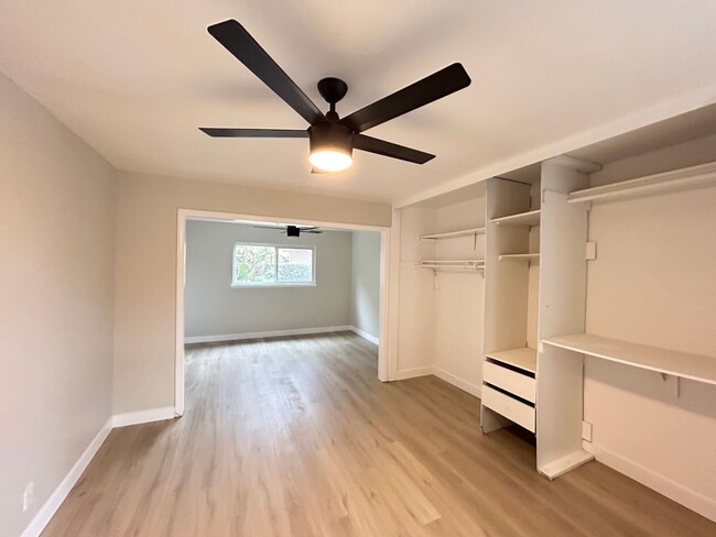 Building Photo - Nicely Updated Single Story 3 Bed 2 Bath H...
