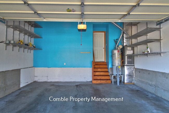 Building Photo - 16115 40th Ave SE